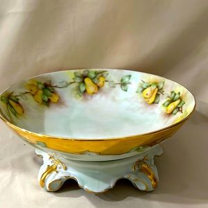 Porcelain Candy Bowl with gold trim Ann Taylor E1283